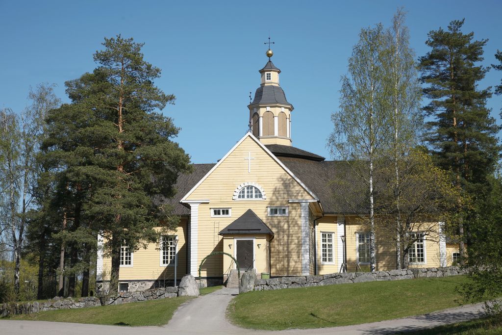 Nastolan seurakuntaneuvostoon valitaan seurakuntavaaleissa 14 jäsentä.